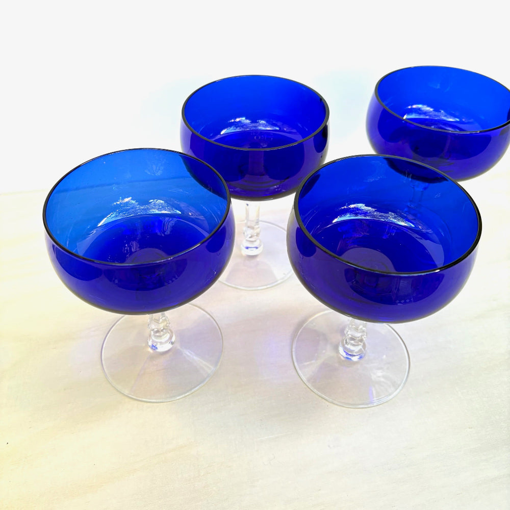 cobalt-blue-coupes-vintage