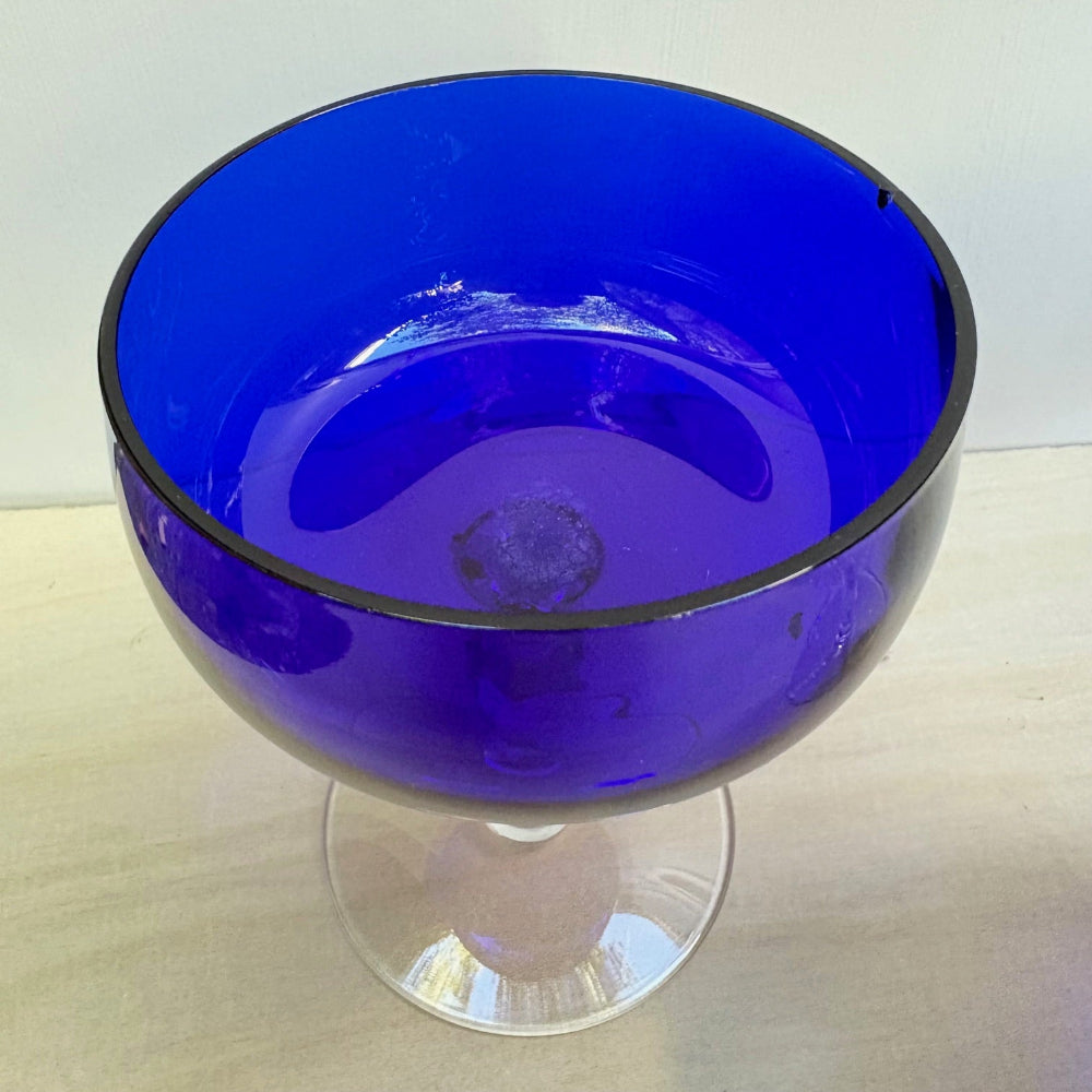 cobalt-blue-coupes-vintage-detail