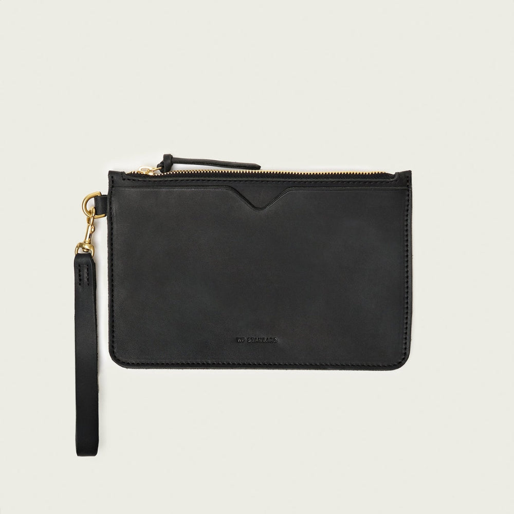 desert-black-contigo-leather-wristlet