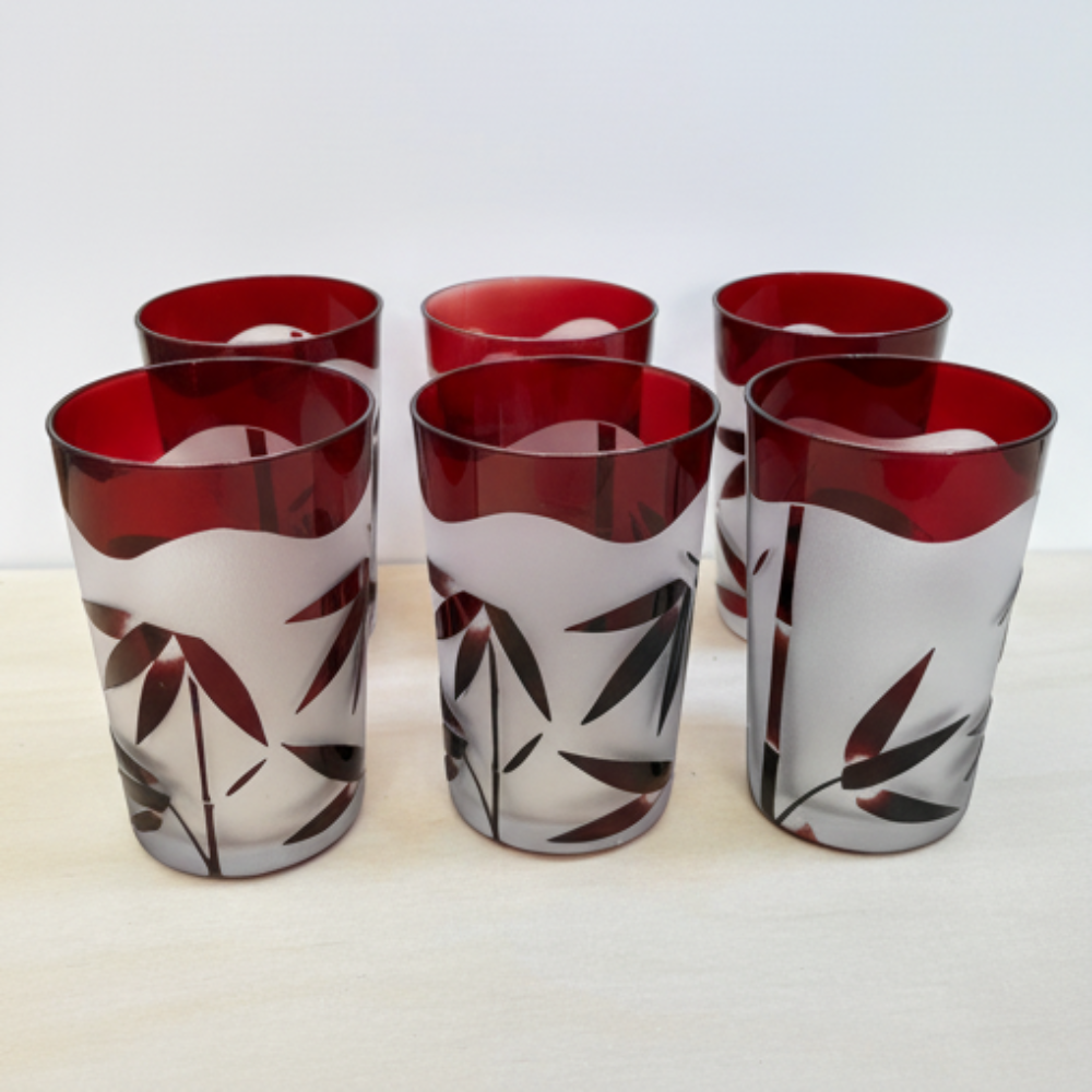 red-bamboo-tumblers-set-vintage